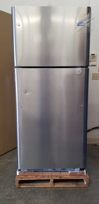 Freight damaged discounted 21 Cu Ft Stainless Steel Propane Refrigerator-SOLD