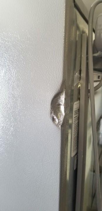 Freight Damaged 15 Cubic Foot Stainless Steel Propane Fridge - Discounted Scratch n Dent-SOLD - Image 4