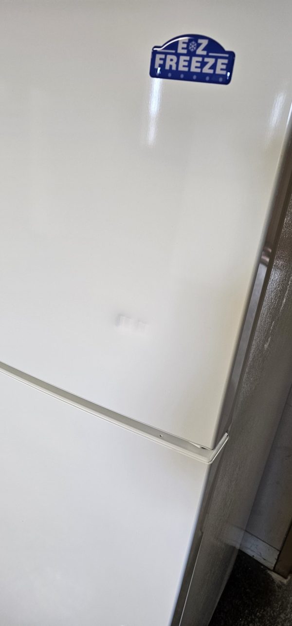 EZ-Freeze 21 cu. ft. White Nick & Dent-IN STOCK! - Image 3