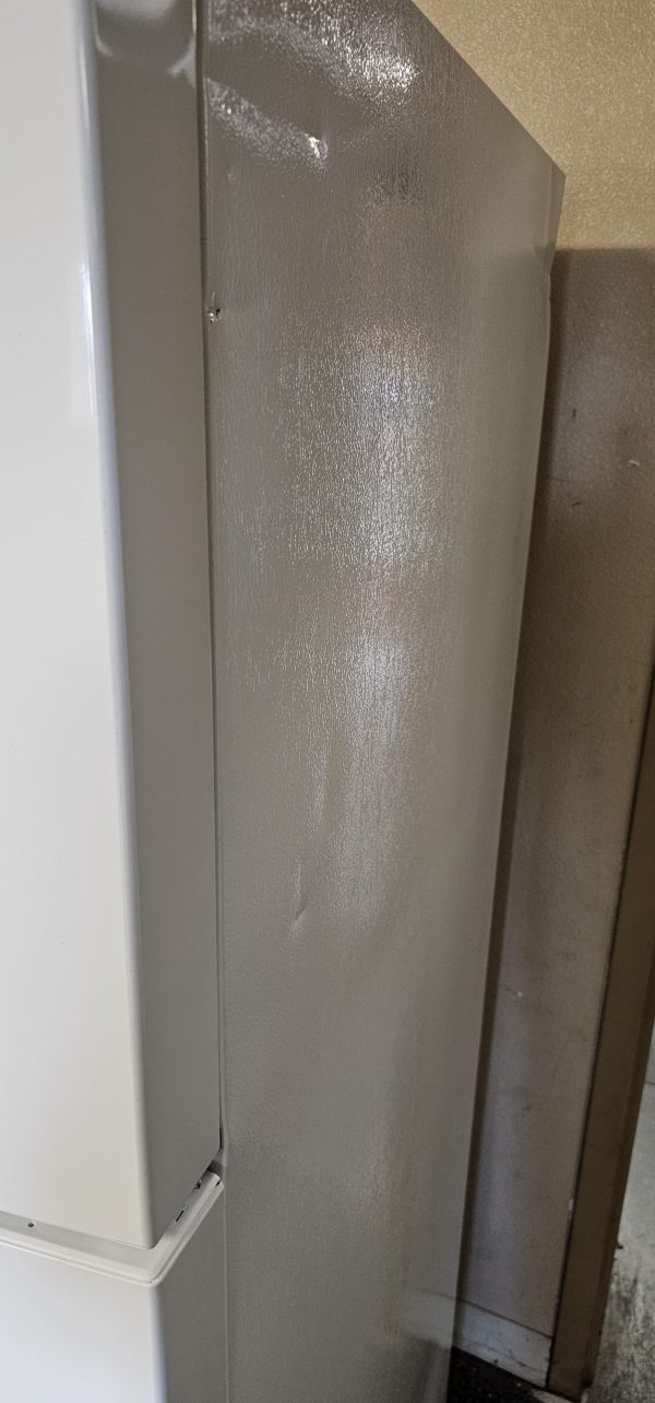 EZ-Freeze 21 cu. ft. White Nick & Dent-IN STOCK! - Image 4