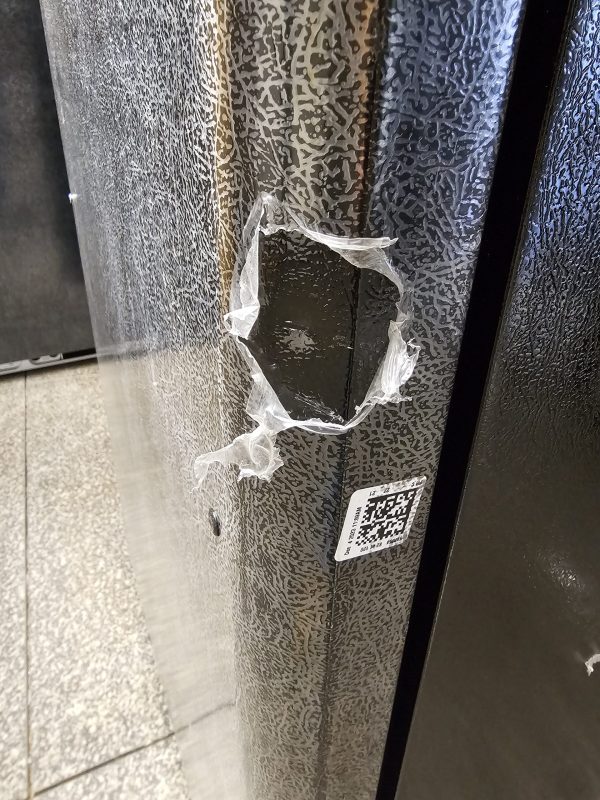 21 cu. ft. Propane refrigerator