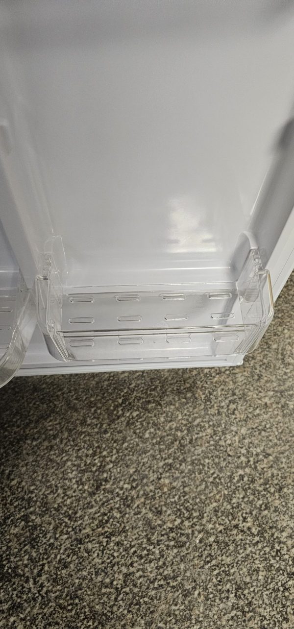 Medium Door Shelf – EZ Freeze Model 1065 Propane Refrigerator - Image 3